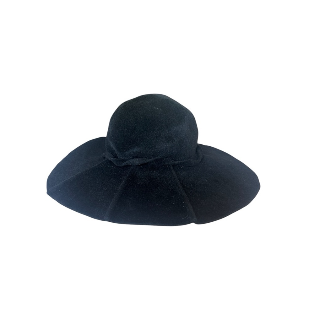 Holt Renfrew Made it Italy. Rabbit fur hat.
